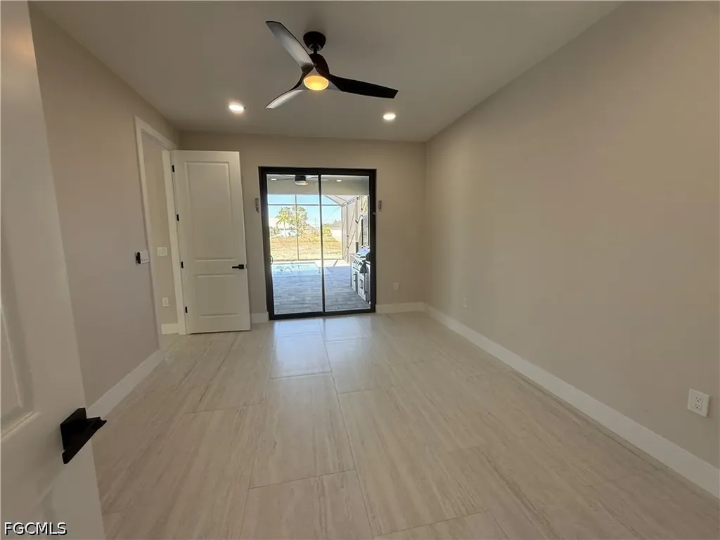 106 NE 8th Place Cape Coral FL 33993