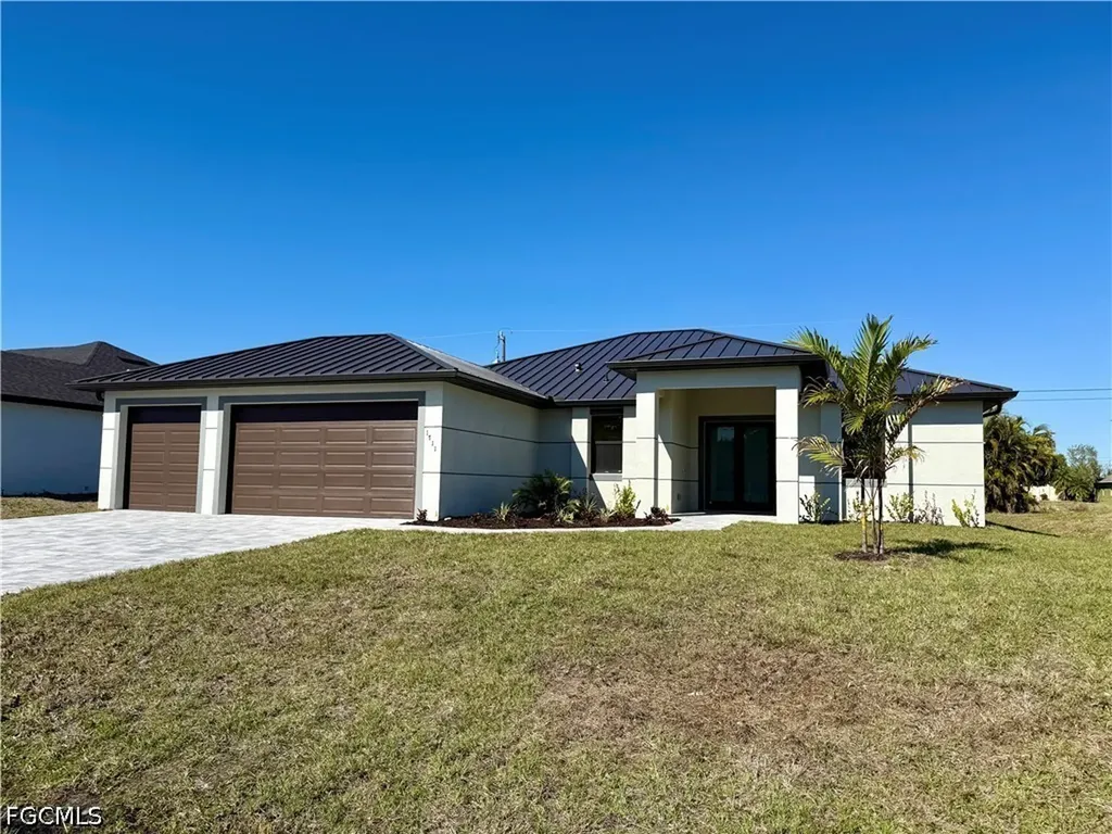 106 NE 8th Place Cape Coral FL 33993