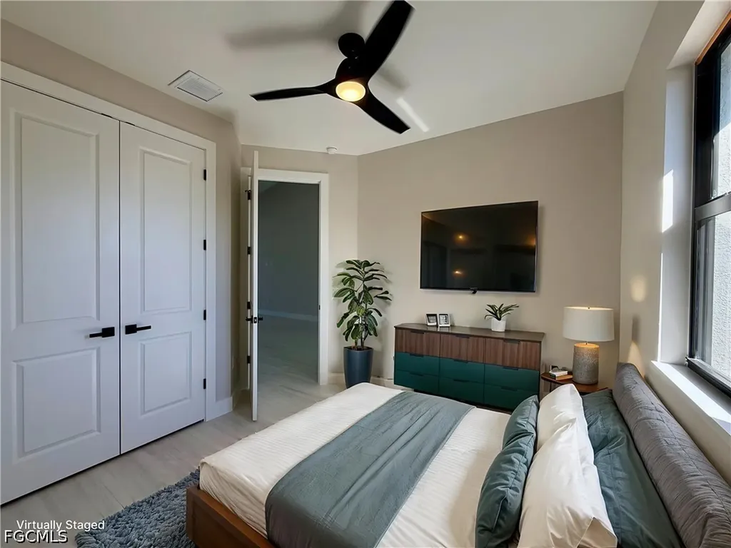 106 NE 8th Place Cape Coral FL 33993