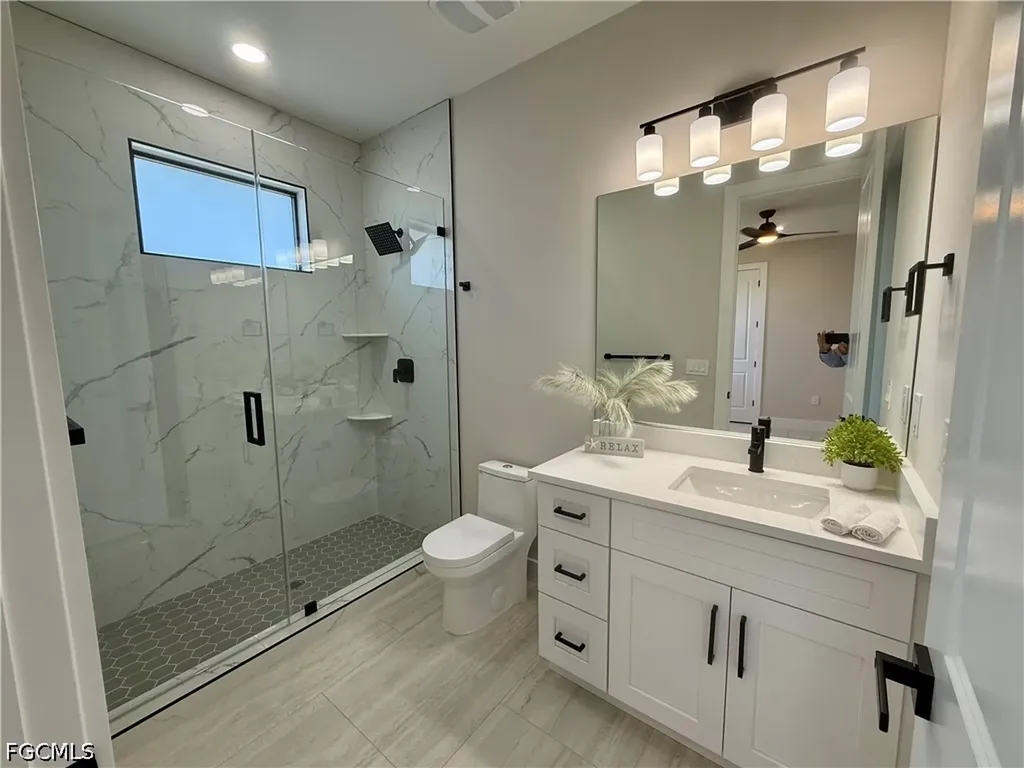 106 NE 8th Place Cape Coral FL 33993