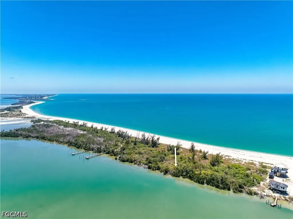 11657 Redfish Shores Drive Upper Captiva FL 33924