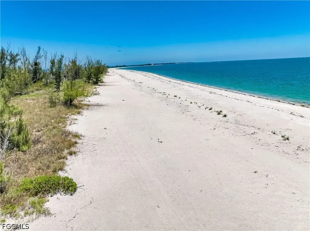 11657 Redfish Shores Drive Upper Captiva FL 33924