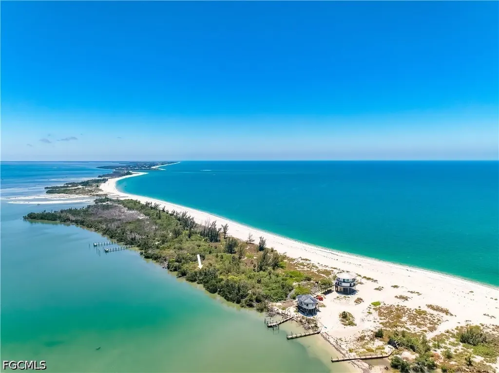 11657 Redfish Shores Drive Upper Captiva FL 33924