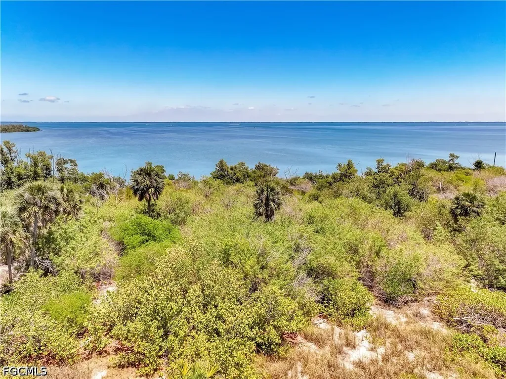 11657 Redfish Shores Drive Upper Captiva FL 33924
