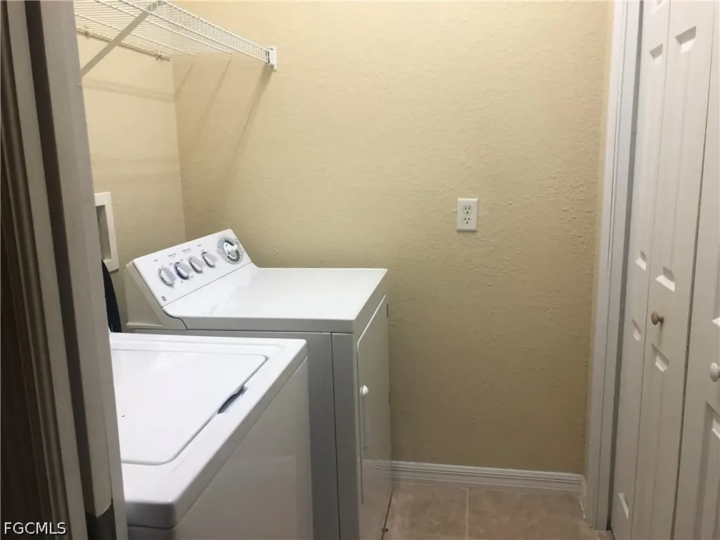 9813 Quinta Artesa Way Fort Myers FL 33908