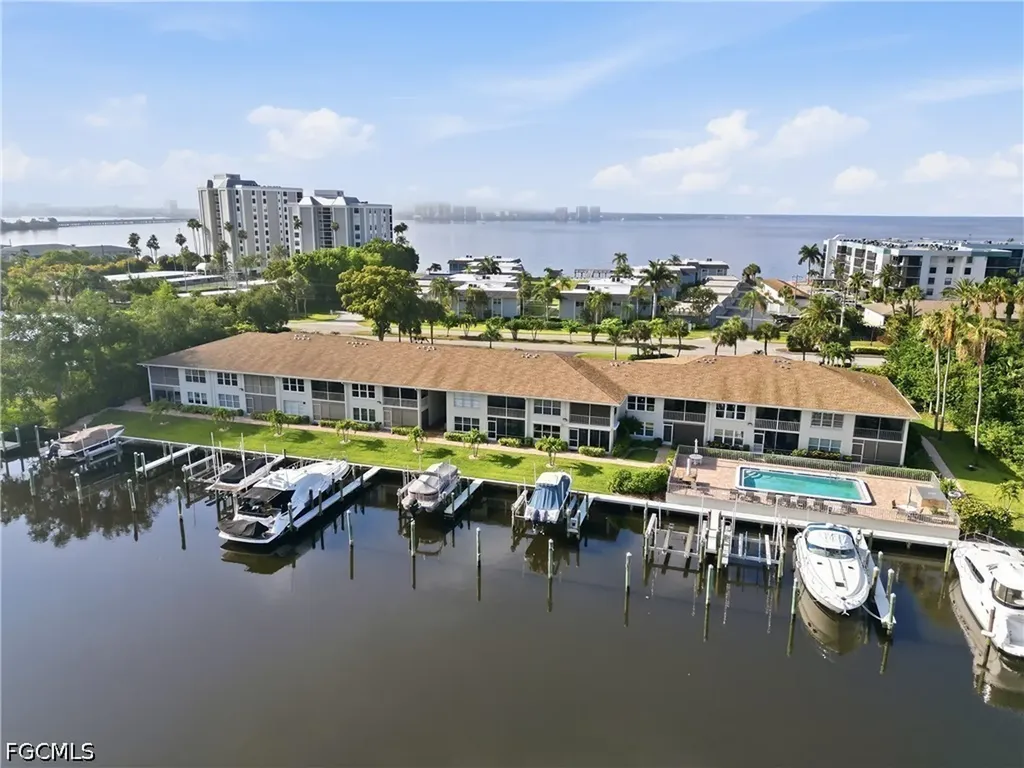 3371 N Key Drive North Fort Myers FL 33903