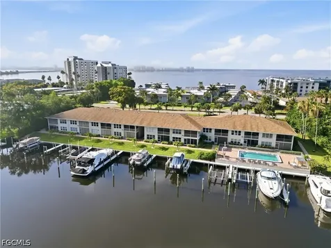 3371 N Key Drive North Fort Myers FL 33903