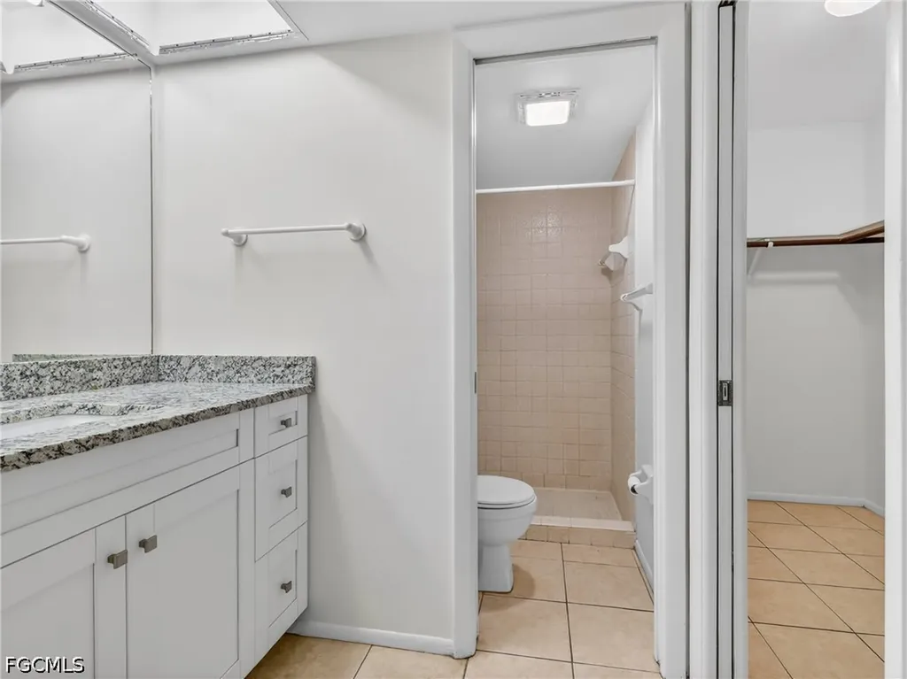 2141 SE 15th Place Cape Coral FL 33990
