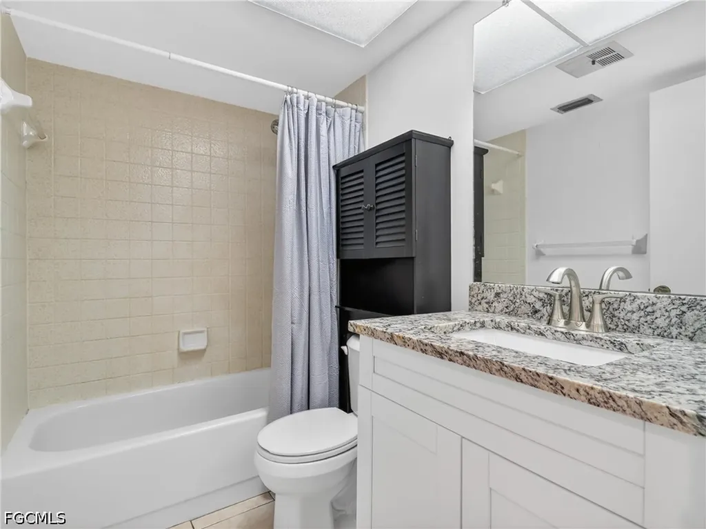2141 SE 15th Place Cape Coral FL 33990