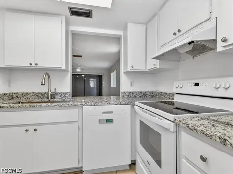 2141 SE 15th Place Cape Coral FL 33990