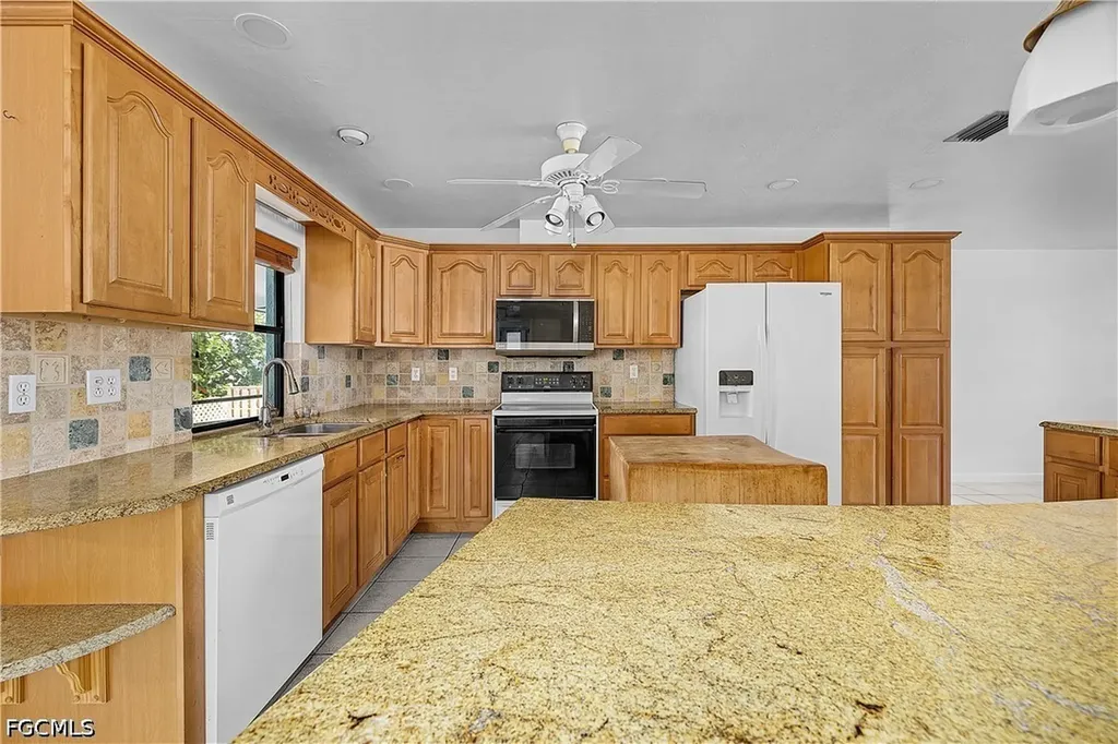 16201 Porto Bello Street Bokeelia FL 33922