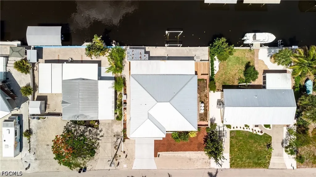 16201 Porto Bello Street Bokeelia FL 33922