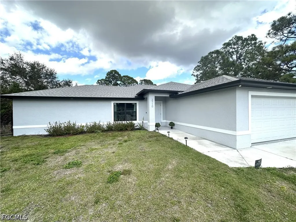 3710 38th Street SW Lehigh Acres FL 33976