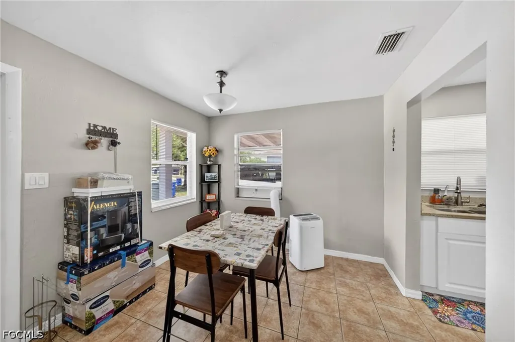 2992 Lafayette Street Fort Myers FL 33916