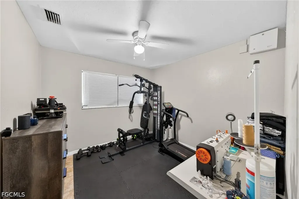 2992 Lafayette Street Fort Myers FL 33916