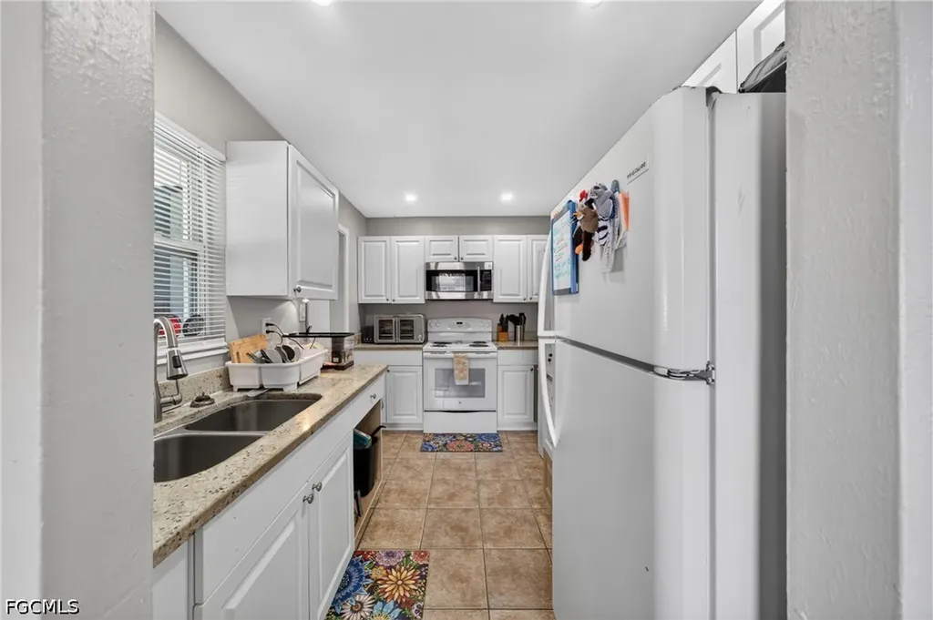 2992 Lafayette Street Fort Myers FL 33916