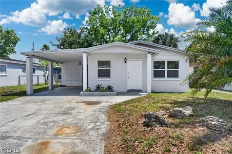2992 Lafayette Street Fort Myers FL 33916