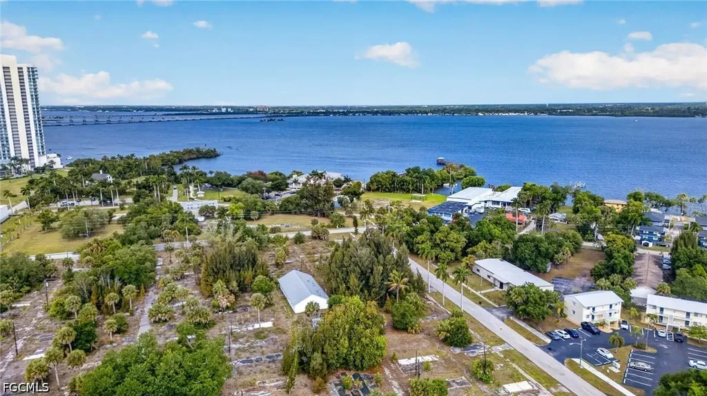 3145 Royalston Avenue Fort Myers FL 33916