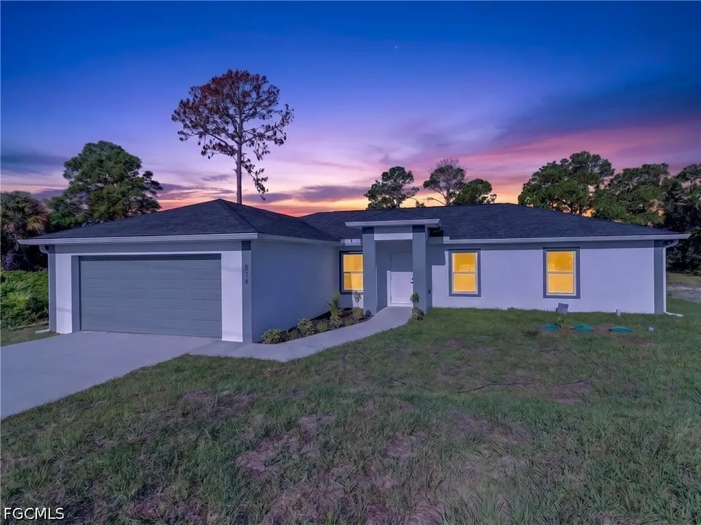 814 Milano Avenue S Lehigh Acres FL 33974