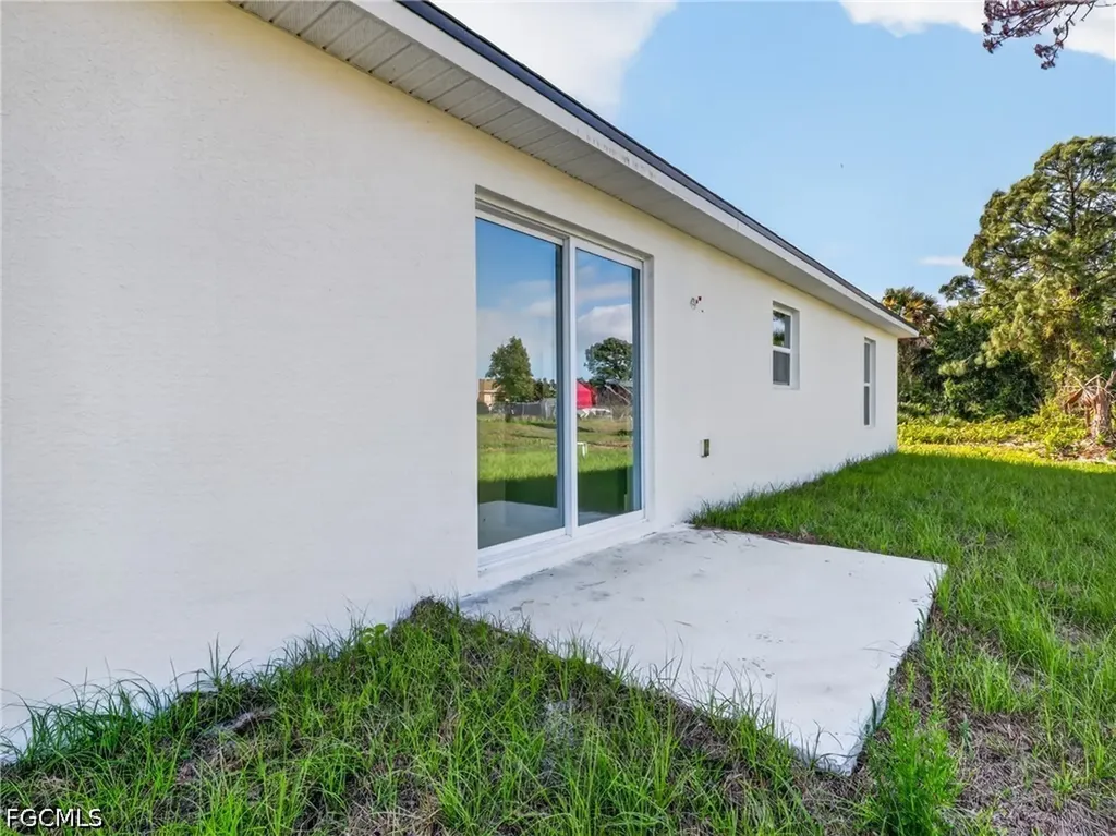 814 Milano Avenue S Lehigh Acres FL 33974