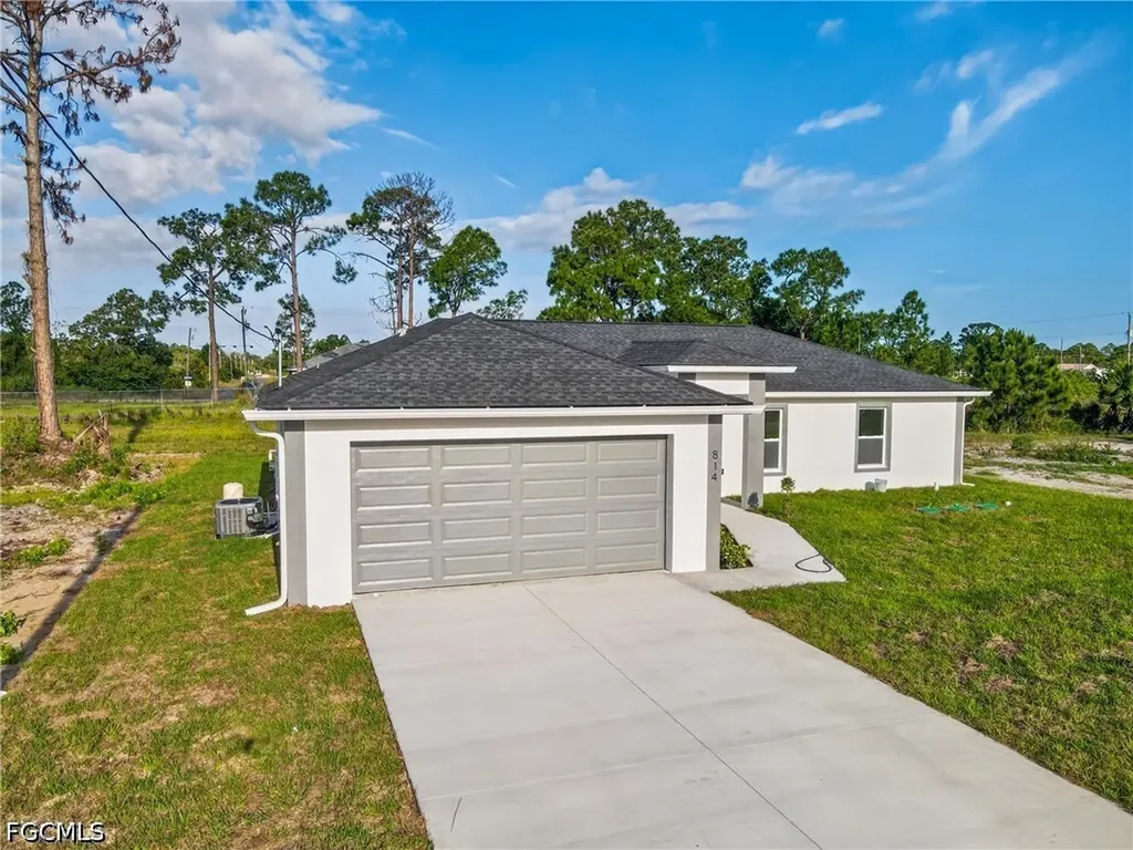 814 Milano Avenue S Lehigh Acres FL 33974