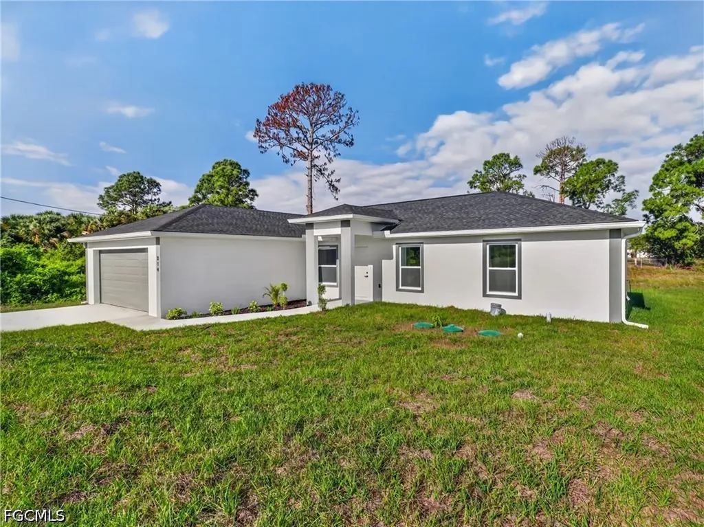 814 Milano Avenue S Lehigh Acres FL 33974