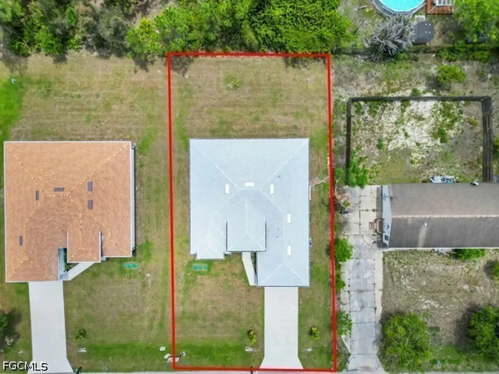 3005 52nd Street W Lehigh Acres FL 33971