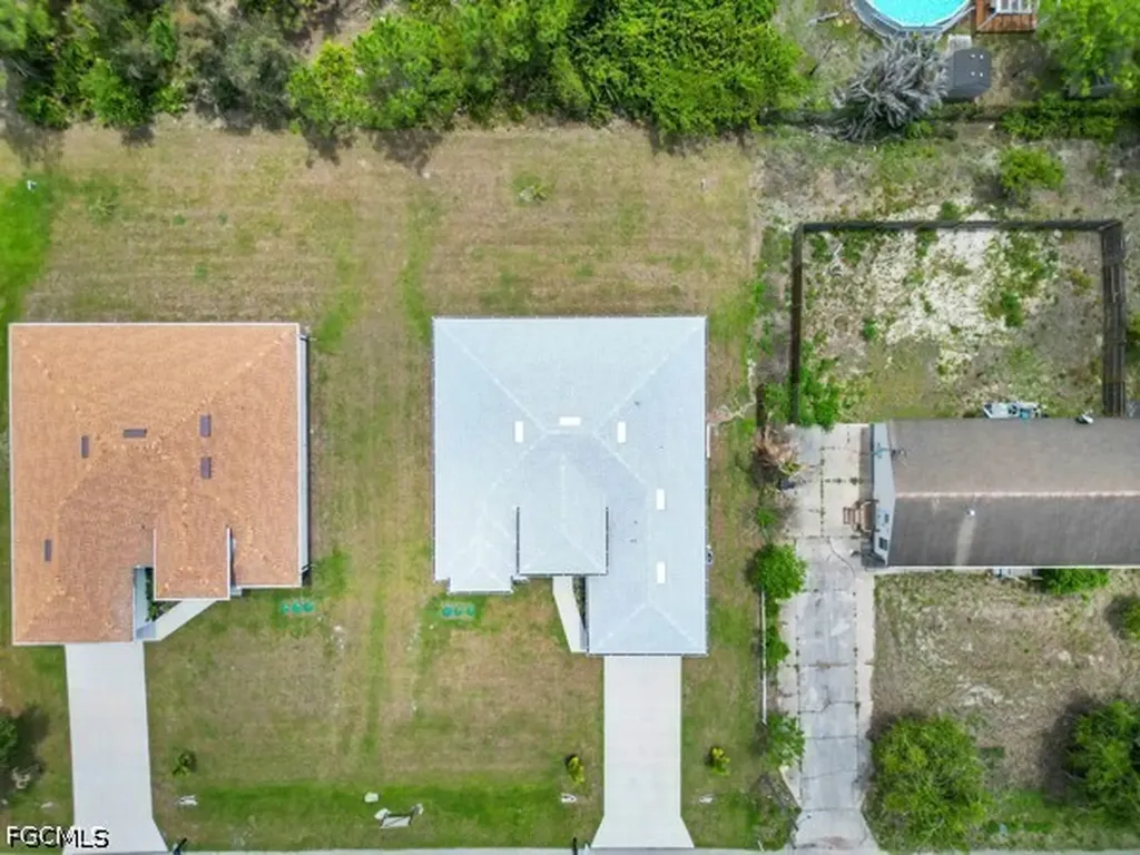 3005 52nd Street W Lehigh Acres FL 33971