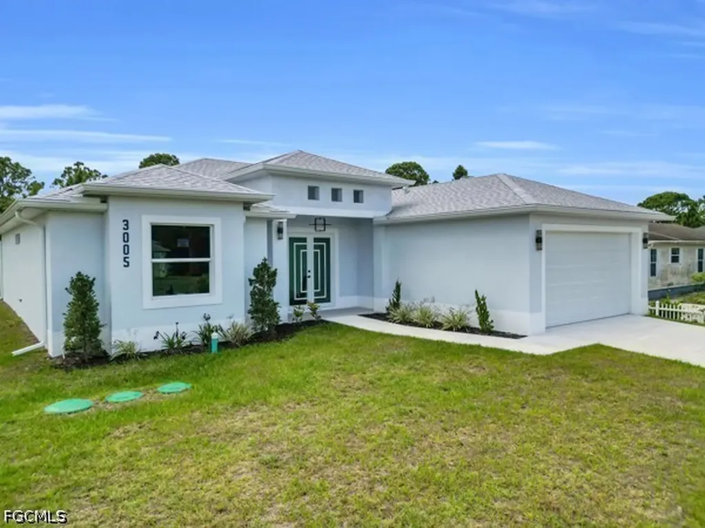 3005 52nd Street W Lehigh Acres FL 33971