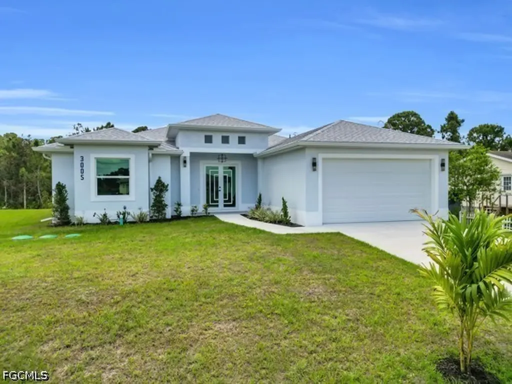 3005 52nd Street W Lehigh Acres FL 33971