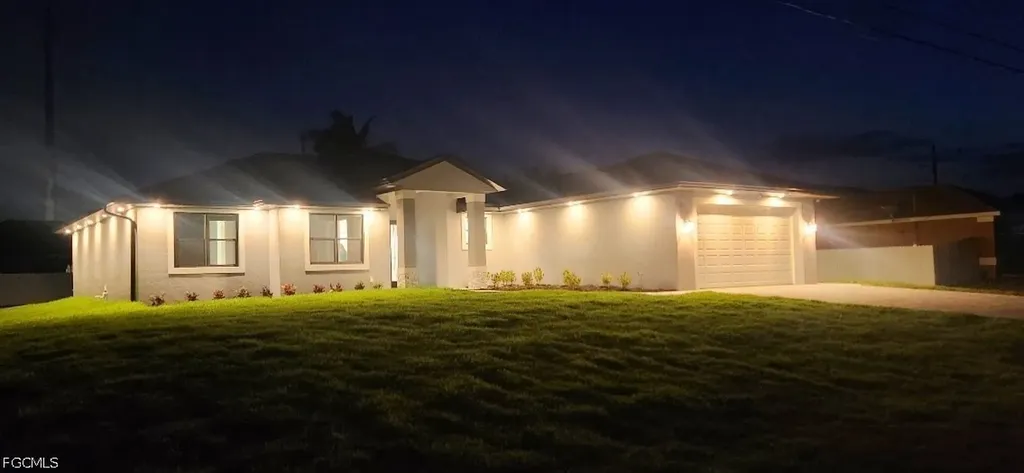 1912 NW 24th Terrace Cape Coral FL 33993