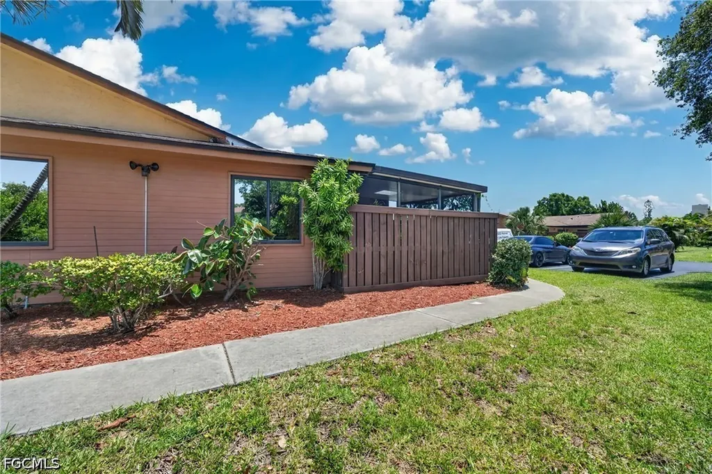 17318 Timber Oak Lane Fort Myers FL 33908