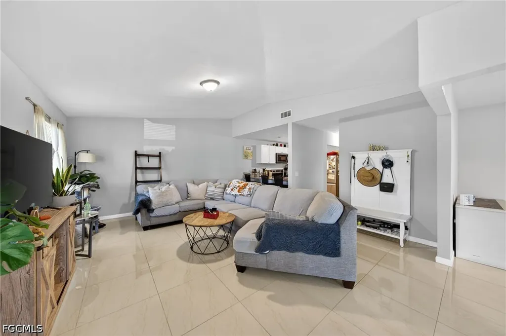 17318 Timber Oak Lane Fort Myers FL 33908