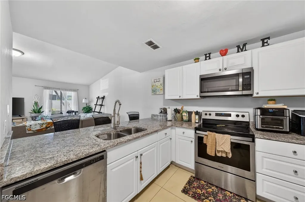 17318 Timber Oak Lane Fort Myers FL 33908