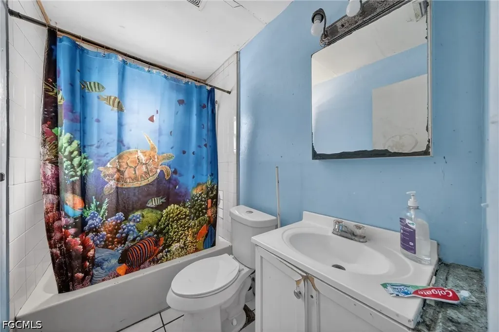 1904 Fountain Street Fort Myers FL 33916