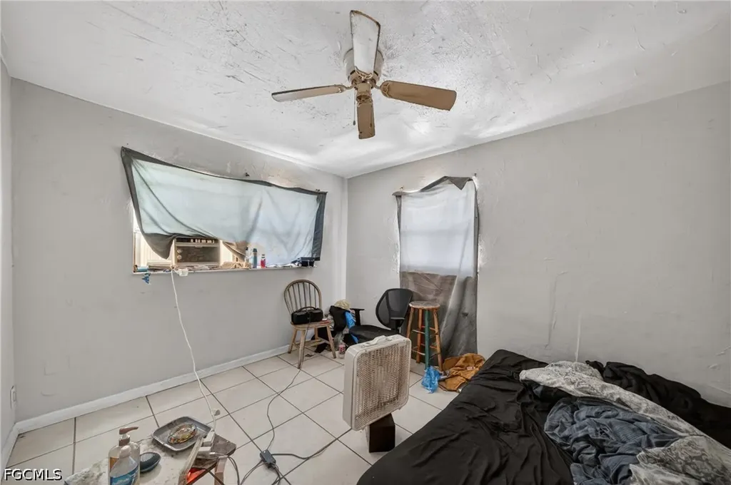 1904 Fountain Street Fort Myers FL 33916