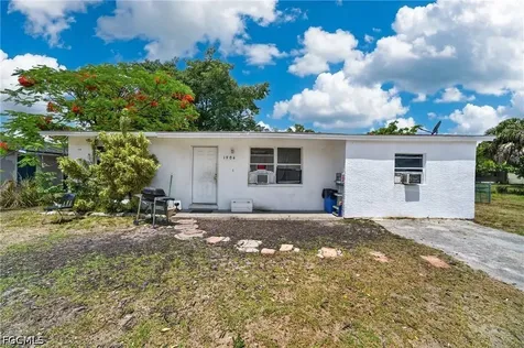 1904 Fountain Street Fort Myers FL 33916