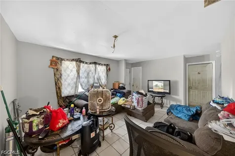 1904 Fountain Street Fort Myers FL 33916