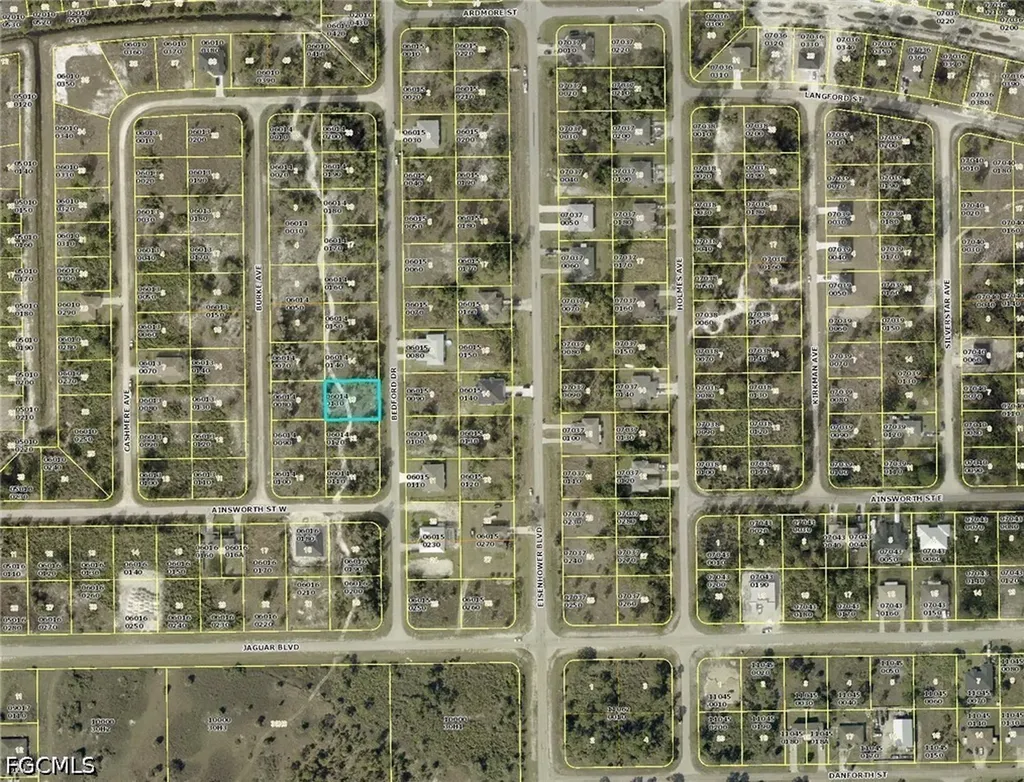 784 Bedford Drive Lehigh Acres FL 33974