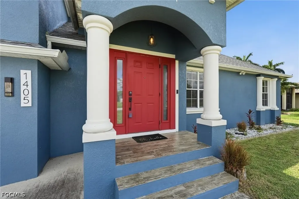 1405 SW 1st Place Cape Coral FL 33991