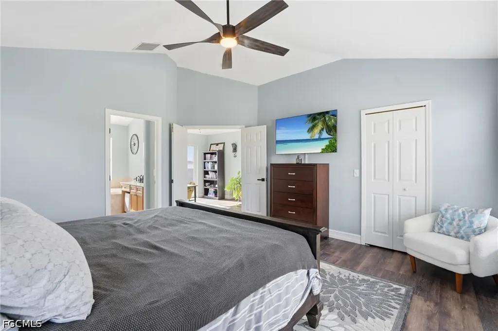 1405 SW 1st Place Cape Coral FL 33991