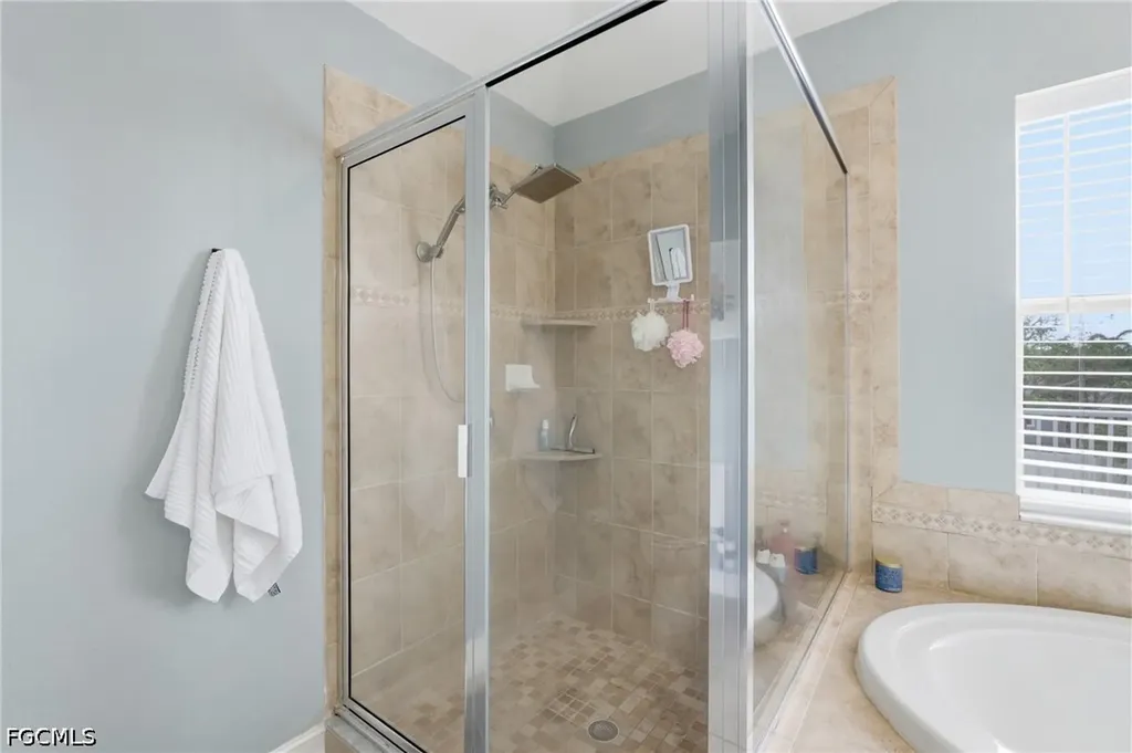 1405 SW 1st Place Cape Coral FL 33991