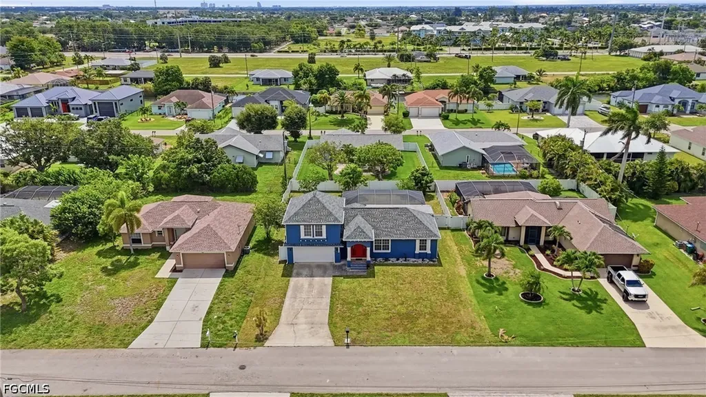 1405 SW 1st Place Cape Coral FL 33991
