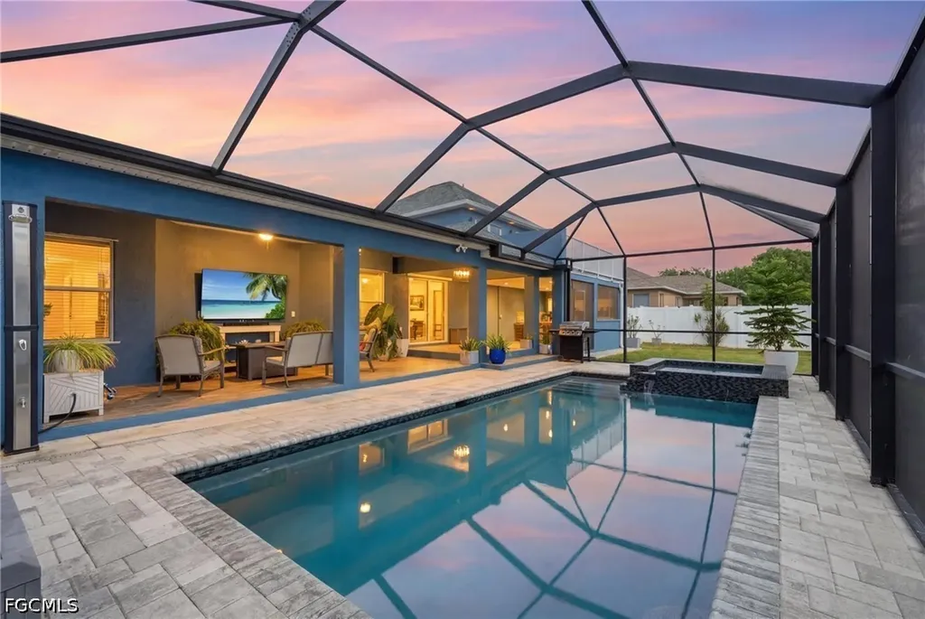 1405 SW 1st Place Cape Coral FL 33991