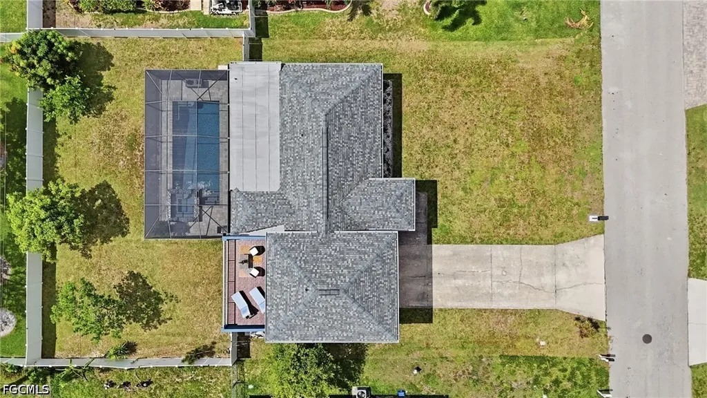 1405 SW 1st Place Cape Coral FL 33991