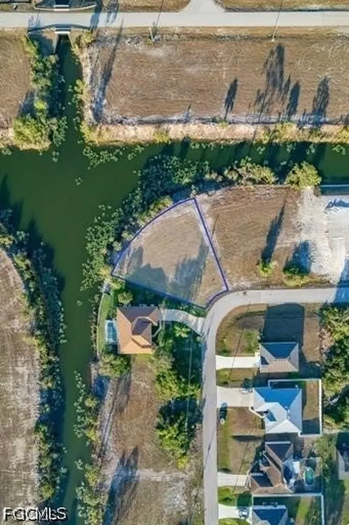 4180 NE 9th Place Cape Coral FL 33909