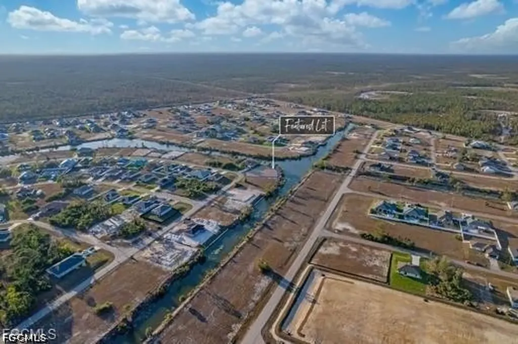 4180 NE 9th Place Cape Coral FL 33909