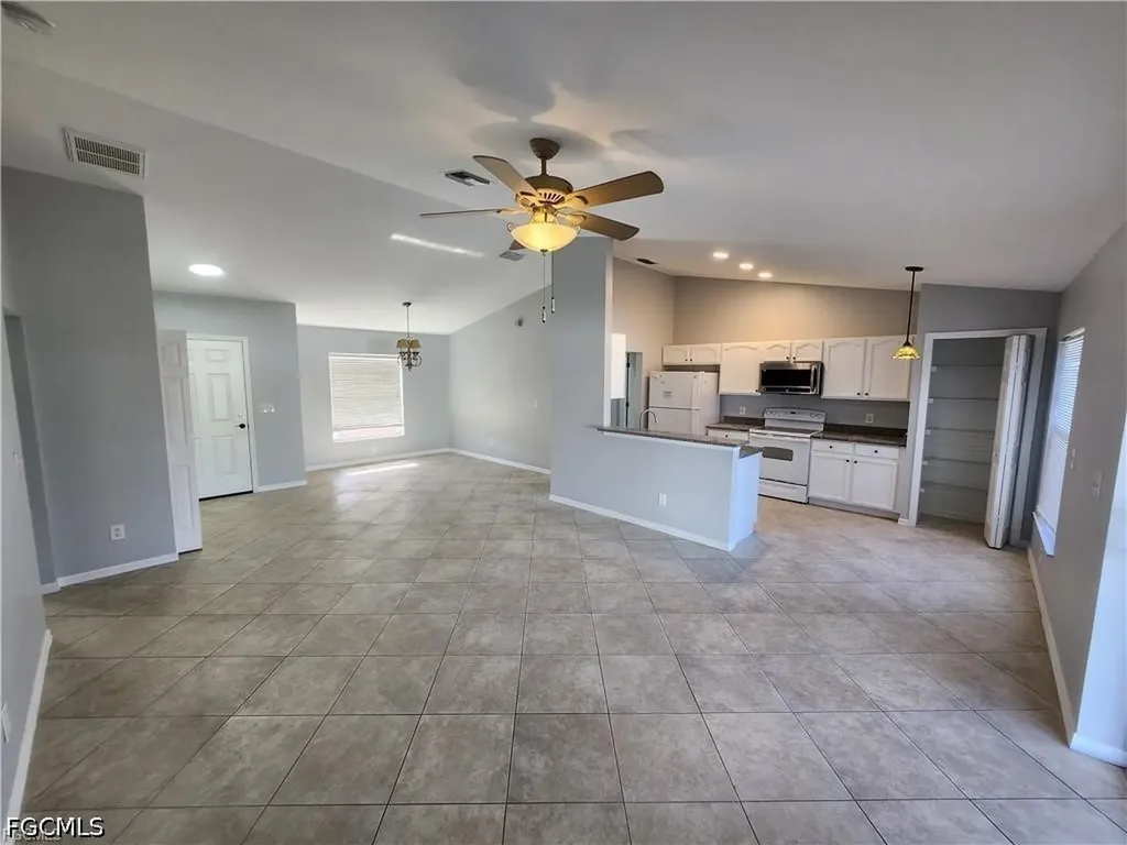 4126 SW 8th Place Cape Coral FL 33914