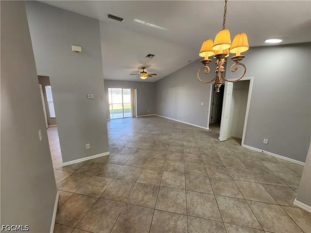 4126 SW 8th Place Cape Coral FL 33914