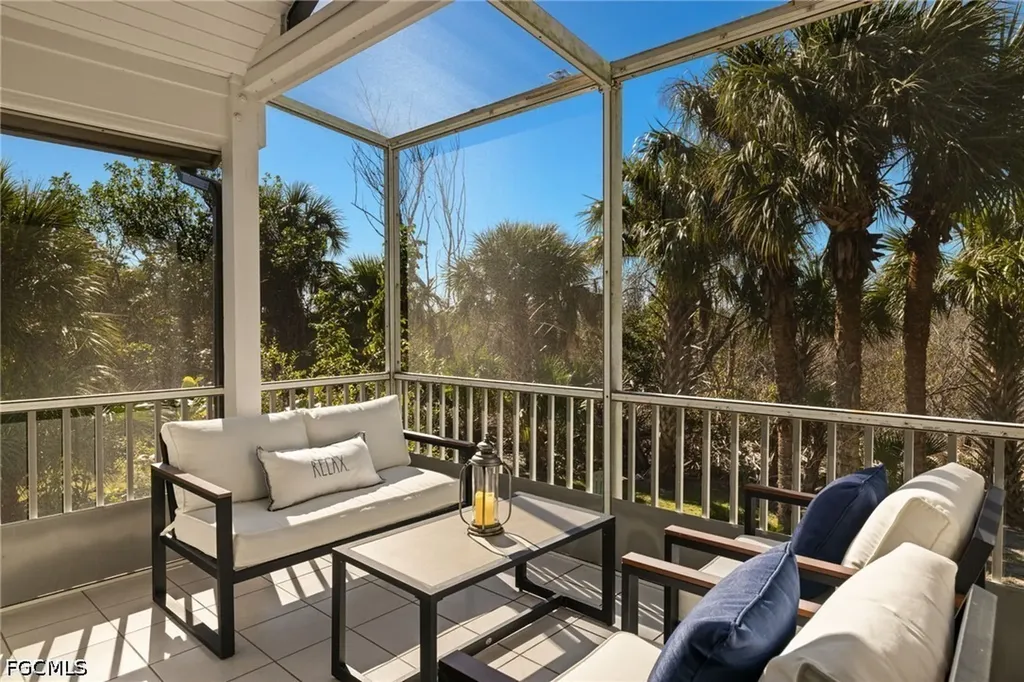 974 Greenwood Court S Sanibel FL 33957